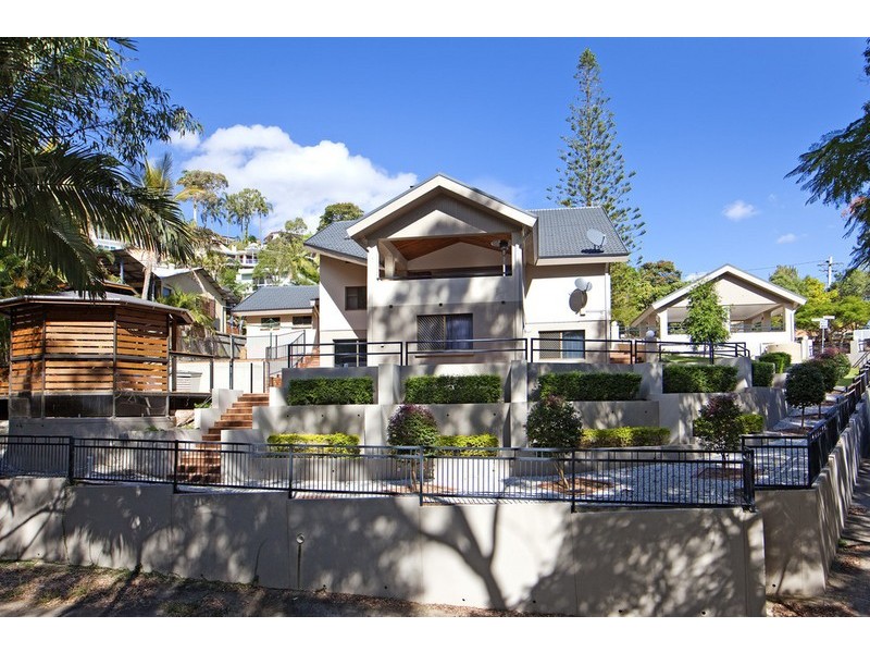 15 Odessa Street, Holland Park West QLD 4121