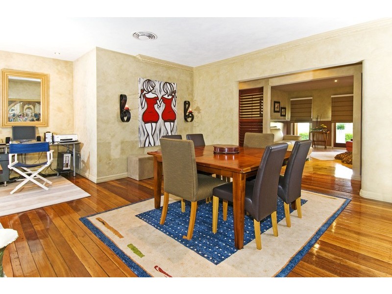 23 Ernest Street, Camp Hill QLD 4152