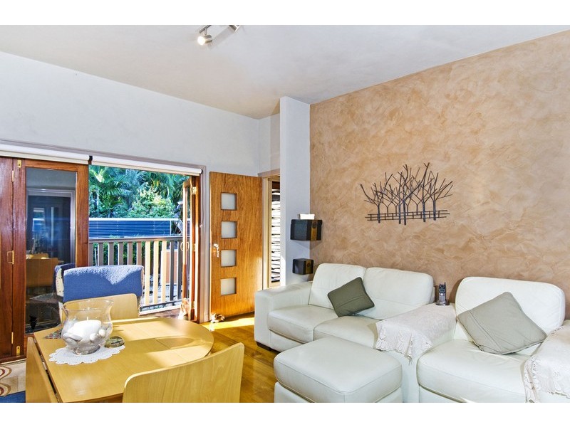 23 Ernest Street, Camp Hill QLD 4152