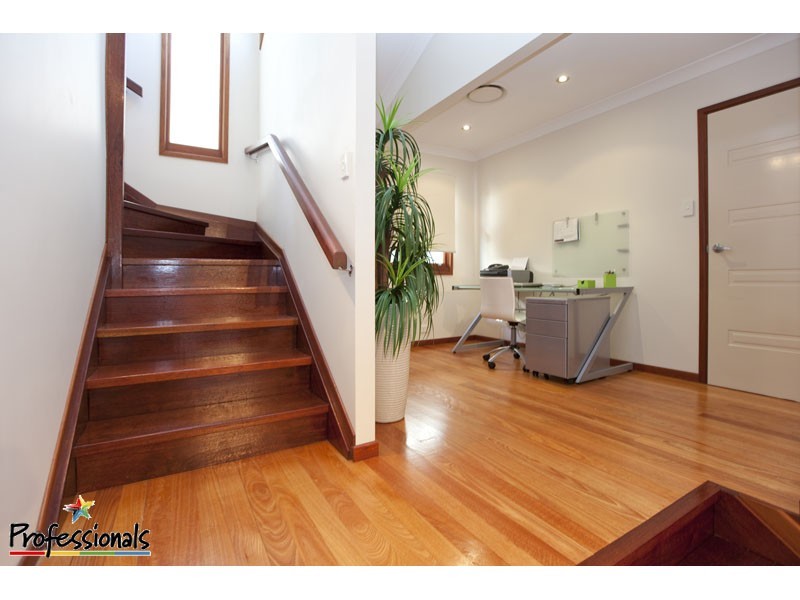 91a Peach Street, Greenslopes QLD 4120