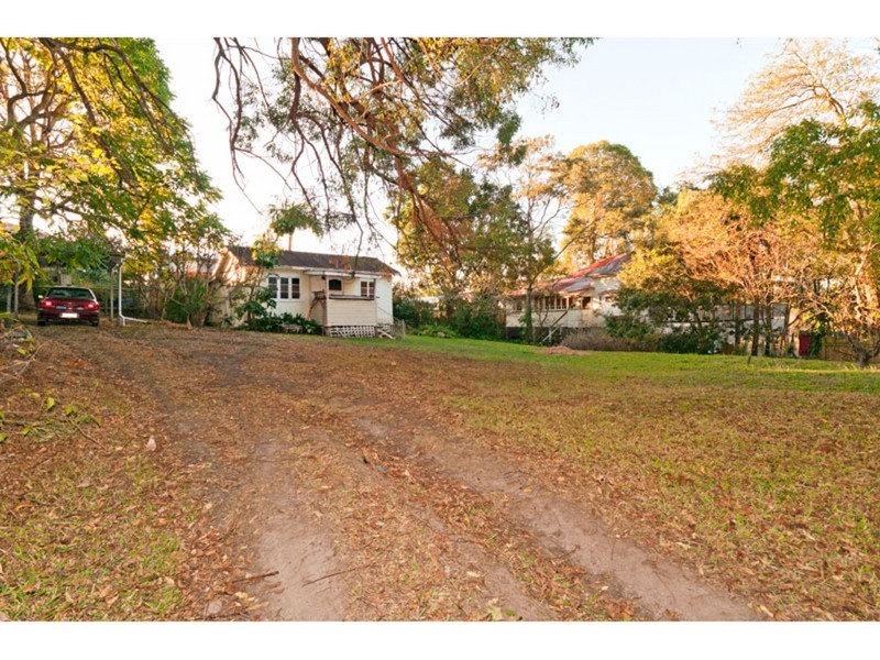 45 Palm Avenue, Holland Park West QLD 4121