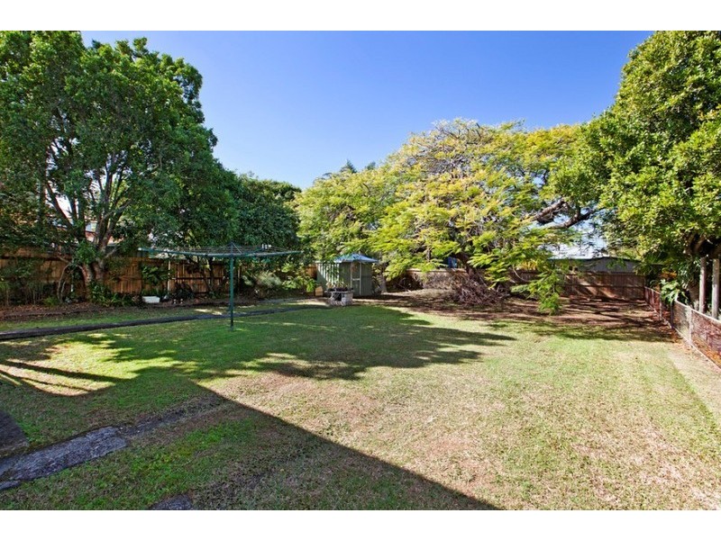13 Framont Avenue, Holland Park QLD 4121