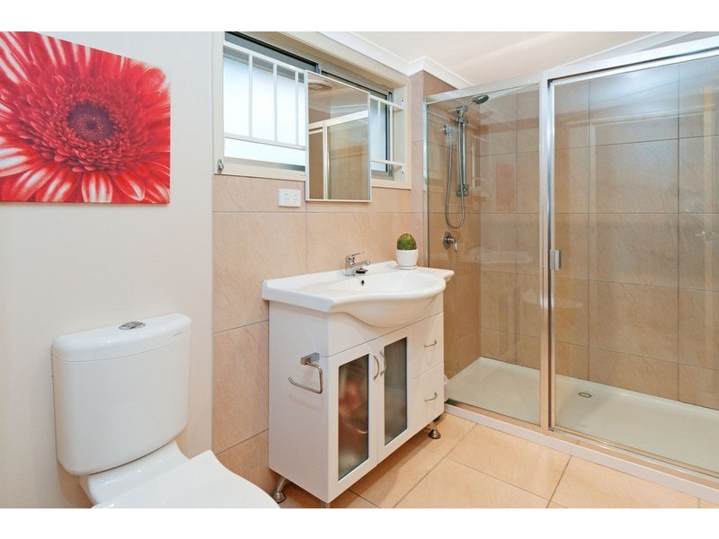 49 Waratah Avenue, Holland Park West QLD 4121