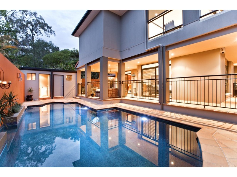 44 Brodie Street, Holland Park West QLD 4121