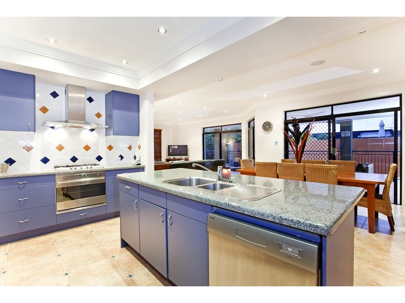 44 Brodie Street, Holland Park West QLD 4121