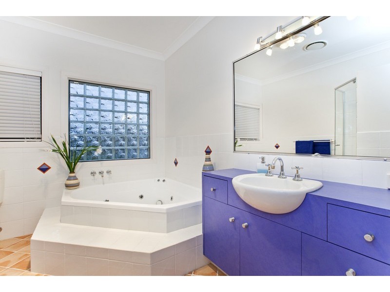 44 Brodie Street, Holland Park West QLD 4121