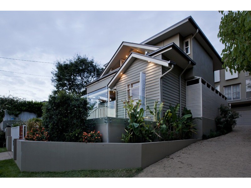 53B Thackeray Street, Norman Park QLD 4170