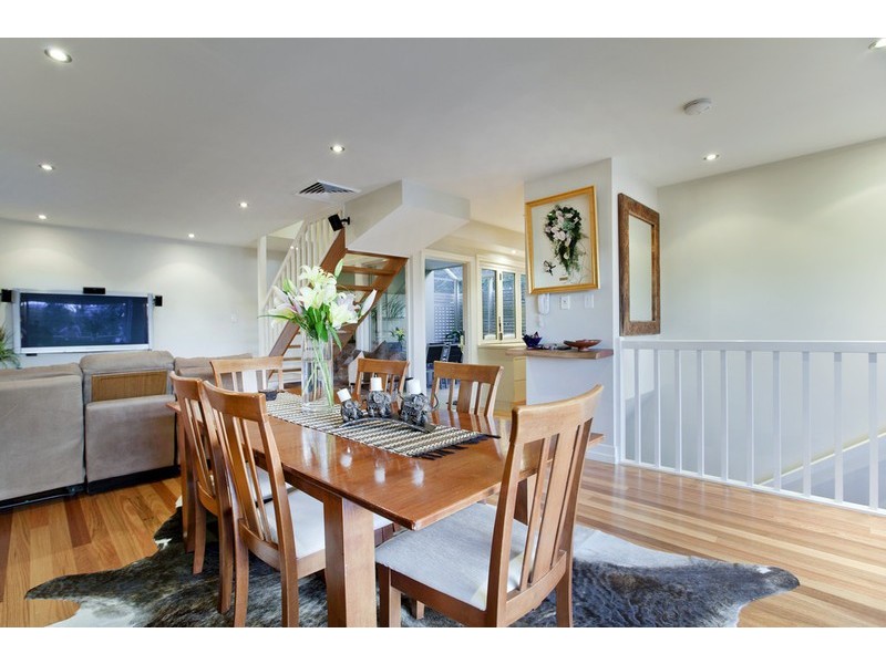 53B Thackeray Street, Norman Park QLD 4170
