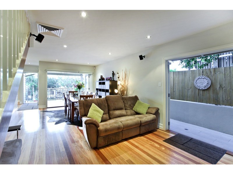 53B Thackeray Street, Norman Park QLD 4170