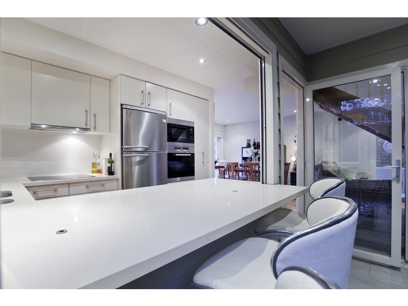 53B Thackeray Street, Norman Park QLD 4170