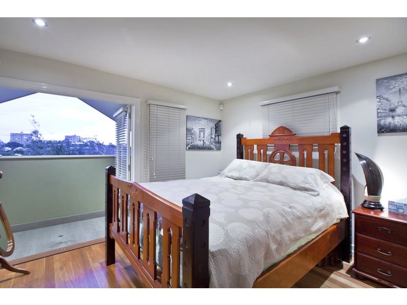 53B Thackeray Street, Norman Park QLD 4170