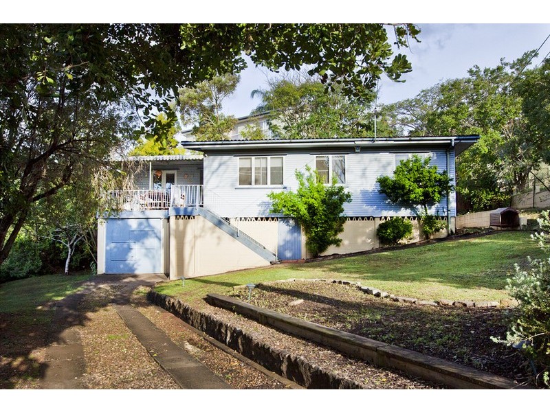 72 Dunrod Street, Holland Park West QLD 4121