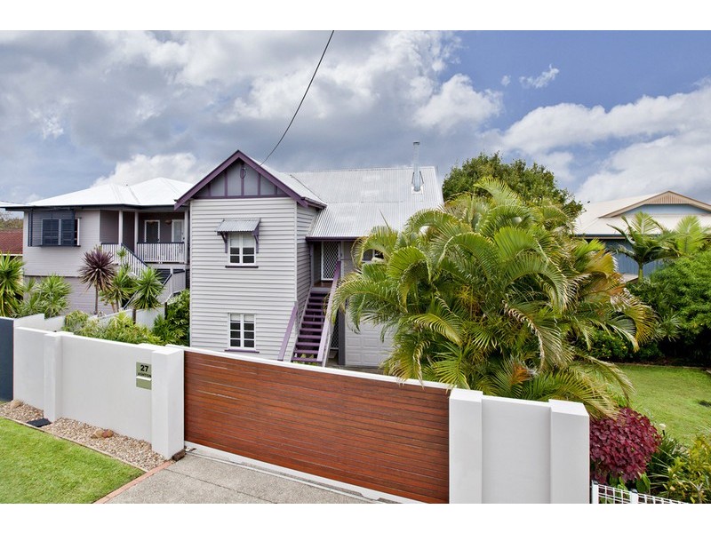 27 Ashton Street, Camp Hill QLD 4152