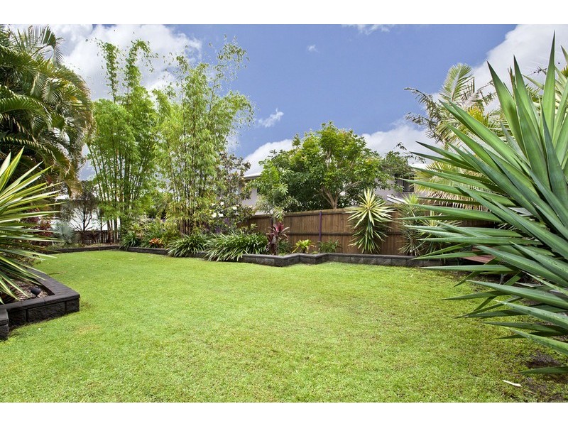 27 Ashton Street, Camp Hill QLD 4152
