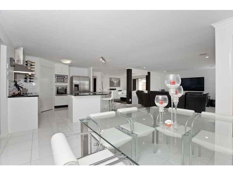 13 Balsam Street, Redland Bay QLD 4165