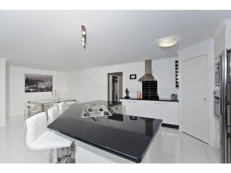 13 Balsam Street, Redland Bay QLD 4165