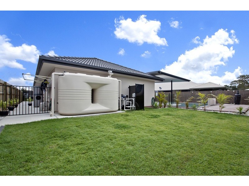 13 Balsam Street, Redland Bay QLD 4165