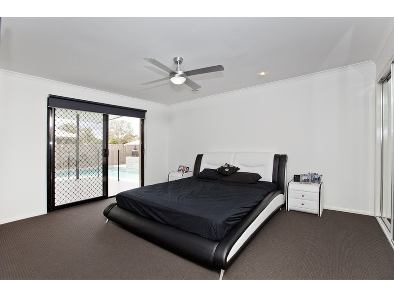 13 Balsam Street, Redland Bay QLD 4165