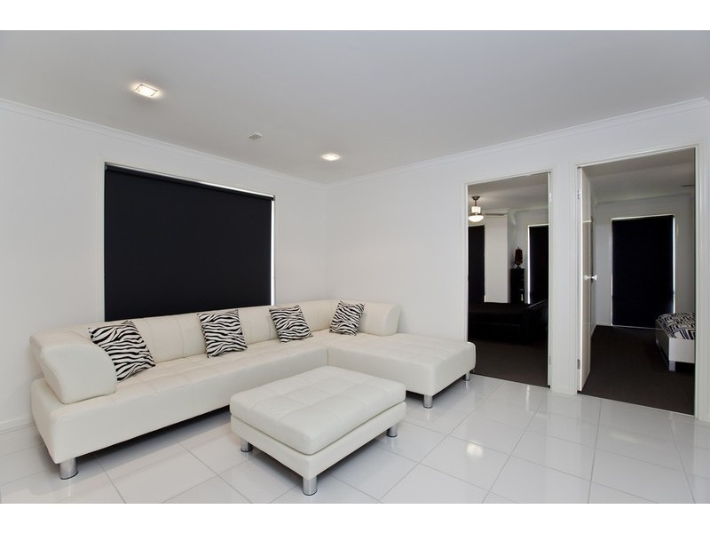13 Balsam Street, Redland Bay QLD 4165