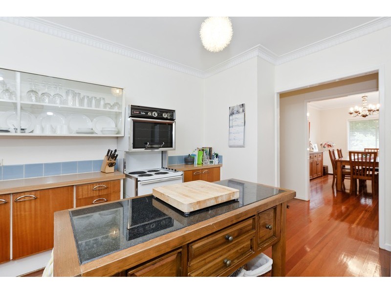 5 Kara Street, Tarragindi QLD 4121