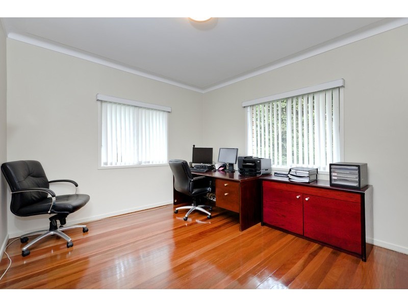 5 Kara Street, Tarragindi QLD 4121