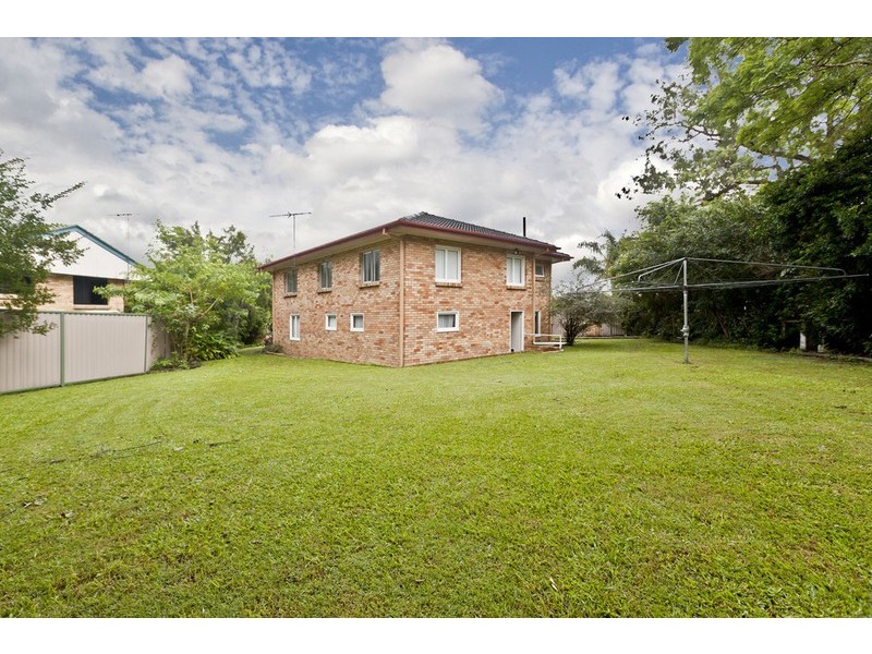 5 Kara Street, Tarragindi QLD 4121