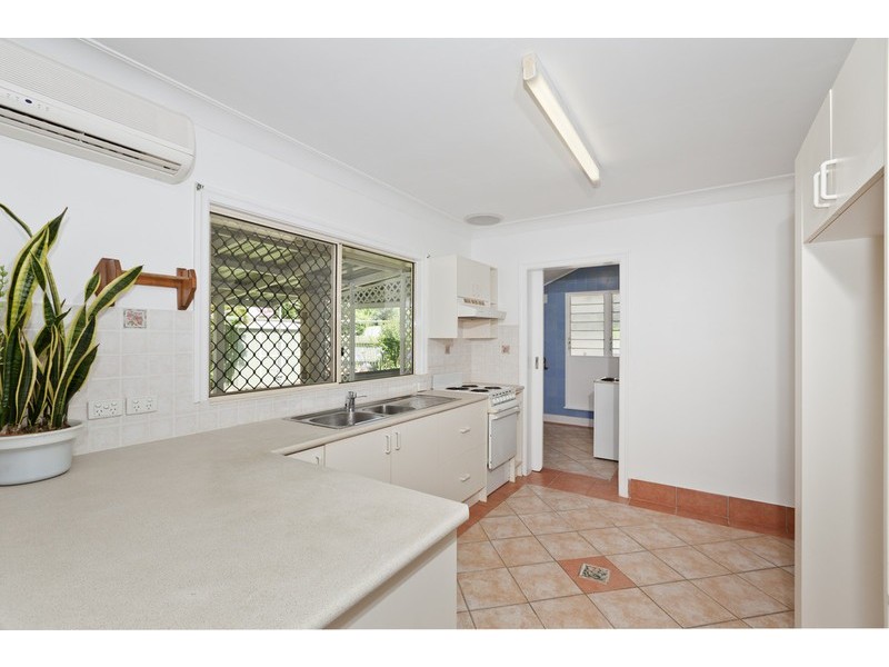 17 Wunulla Street, Mount Gravatt East QLD 4122