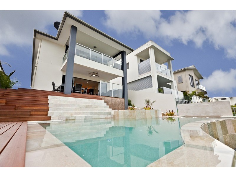 13 Harbourvue Court, Helensvale QLD 4212