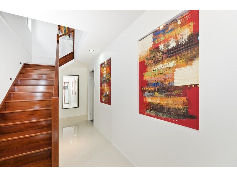 13 Harbourvue Court, Helensvale QLD 4212