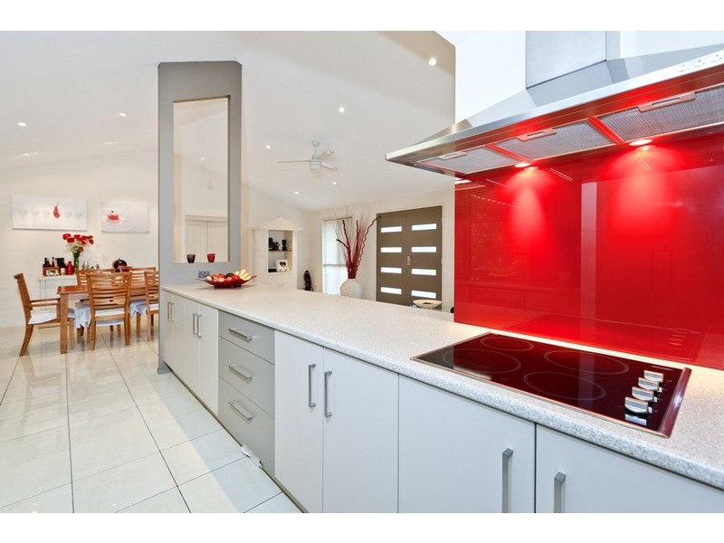 5 Gordonia Drive, Redland Bay QLD 4165