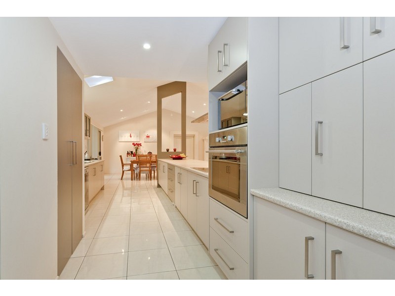 5 Gordonia Drive, Redland Bay QLD 4165