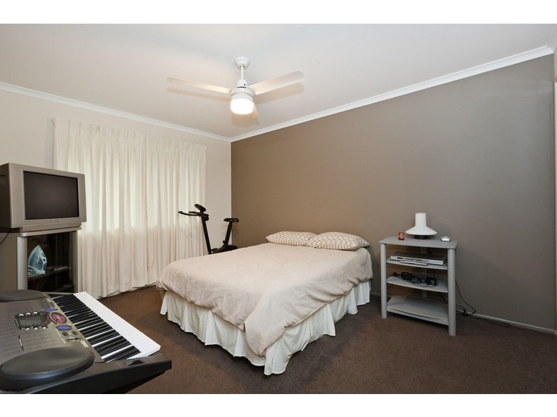 5 Gordonia Drive, Redland Bay QLD 4165