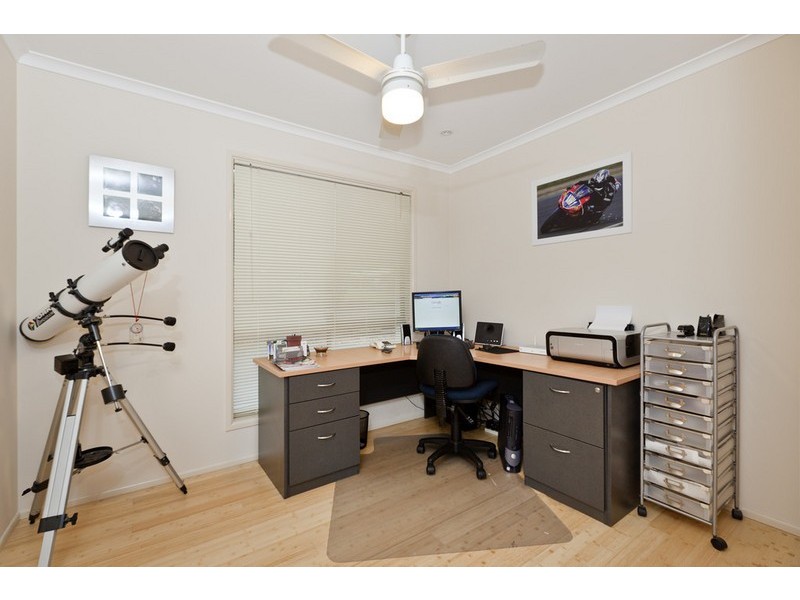 5 Gordonia Drive, Redland Bay QLD 4165