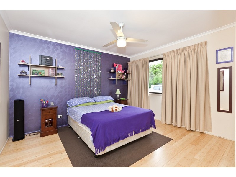 5 Gordonia Drive, Redland Bay QLD 4165