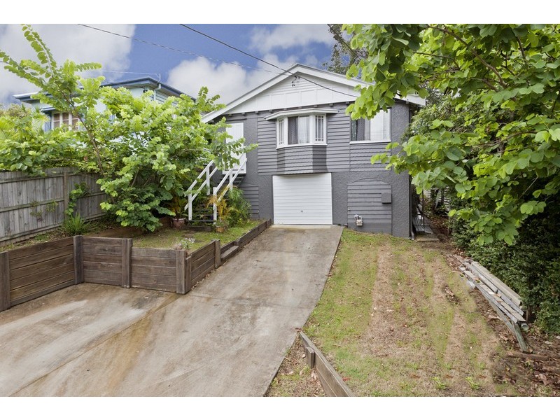 49 Balmoral Street, Hawthorne QLD 4171
