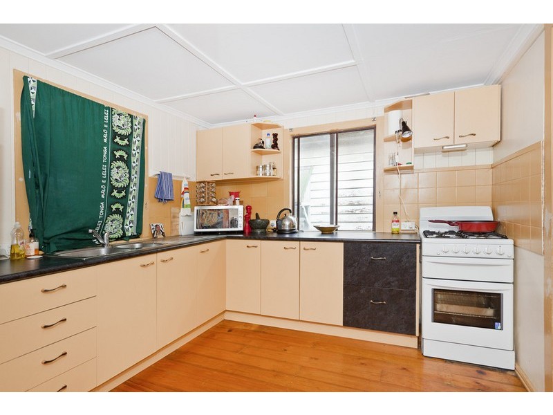 49 Balmoral Street, Hawthorne QLD 4171
