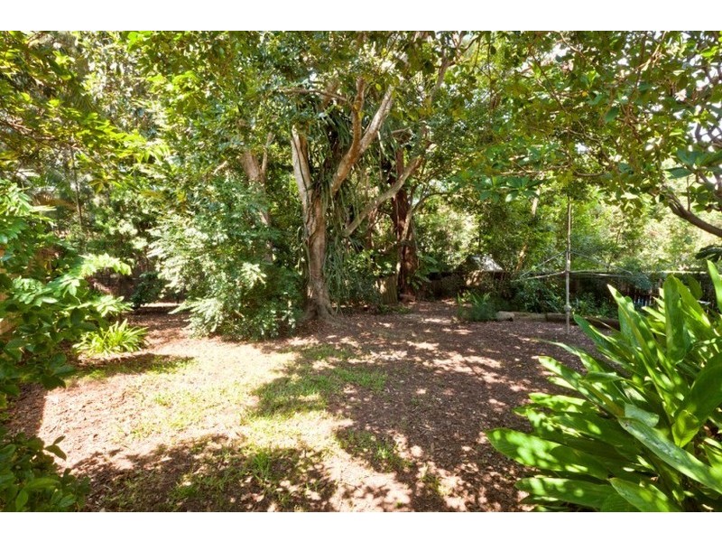 46 Greenmount Avenue, Holland Park QLD 4121