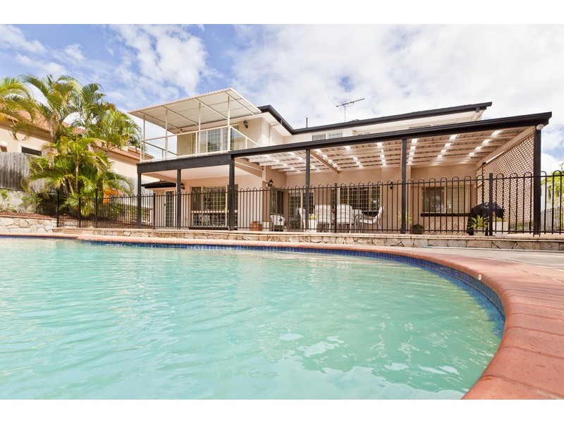 9 Quetta Close, Carindale QLD 4152