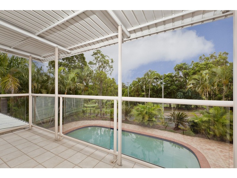 9 Quetta Close, Carindale QLD 4152