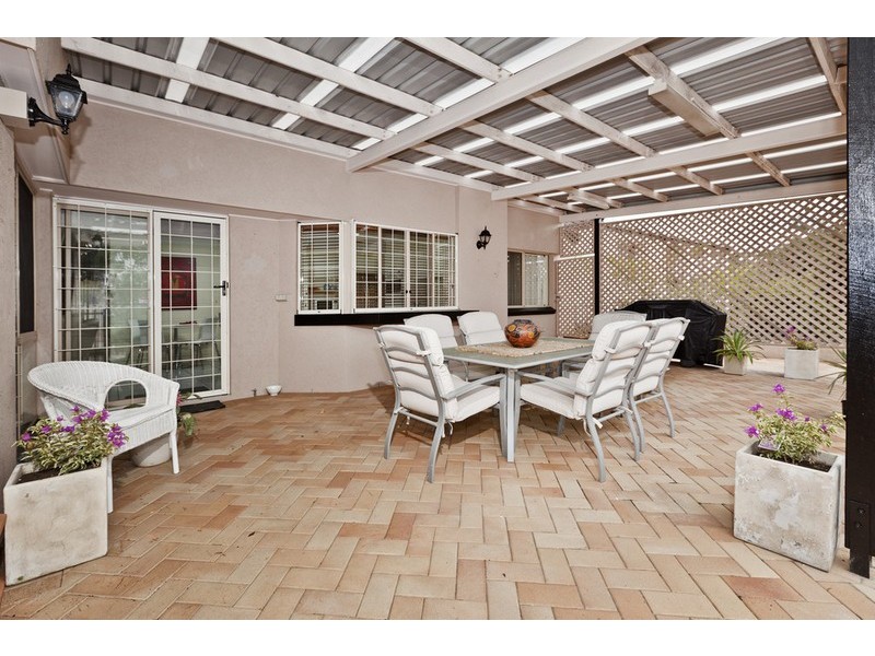 9 Quetta Close, Carindale QLD 4152