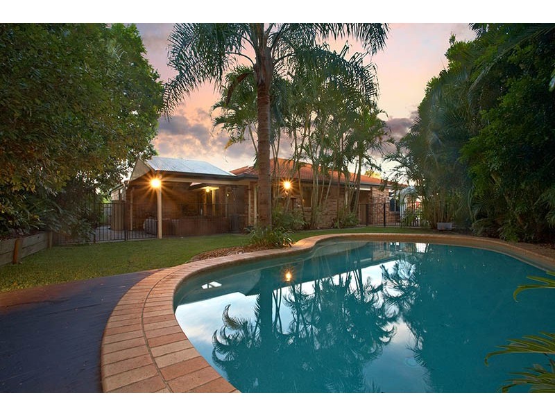 9  Spring Close, Calamvale QLD 4116