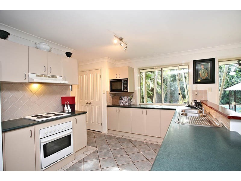 9  Spring Close, Calamvale QLD 4116