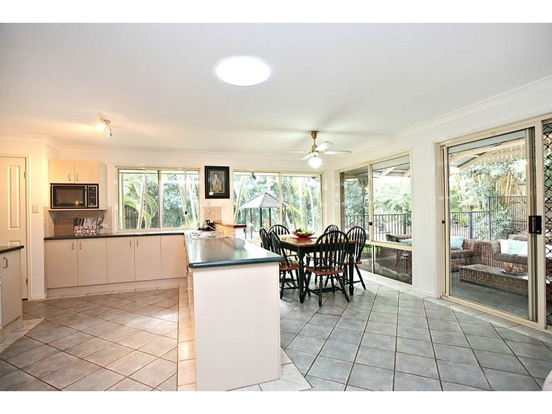 9  Spring Close, Calamvale QLD 4116