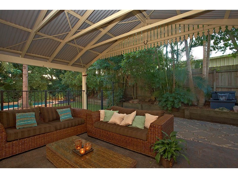 9  Spring Close, Calamvale QLD 4116