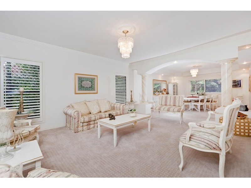 4  Reculver Street, Robertson QLD 4109