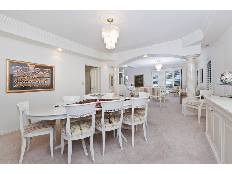 4  Reculver Street, Robertson QLD 4109