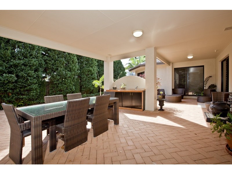 4  Reculver Street, Robertson QLD 4109