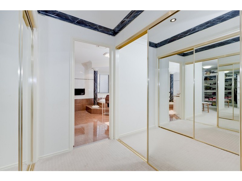 4  Reculver Street, Robertson QLD 4109