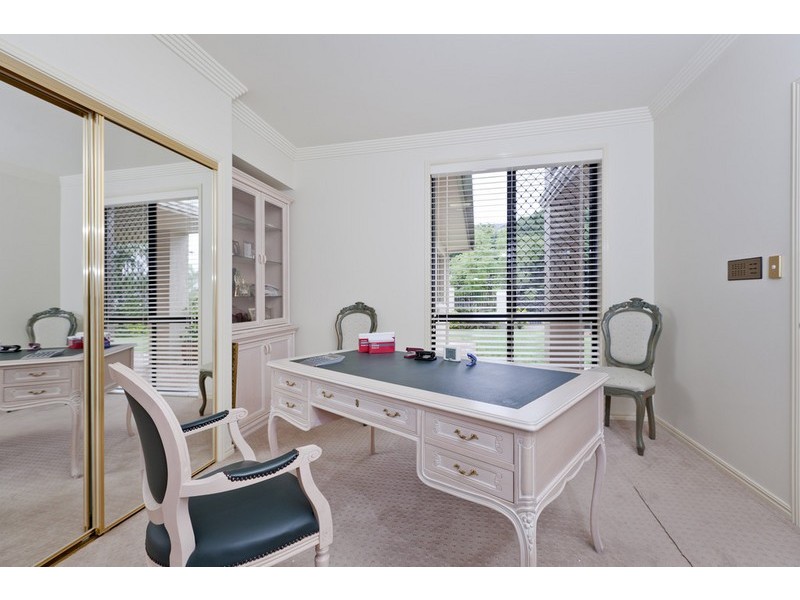 4  Reculver Street, Robertson QLD 4109