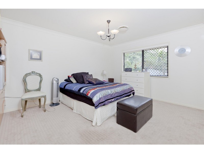 4  Reculver Street, Robertson QLD 4109